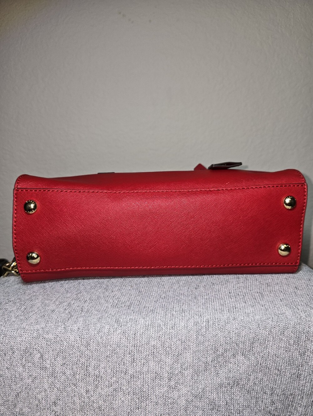 Hamilton by Michael Kors, Red Leather with Gold Hardware - Picture 11 of 15